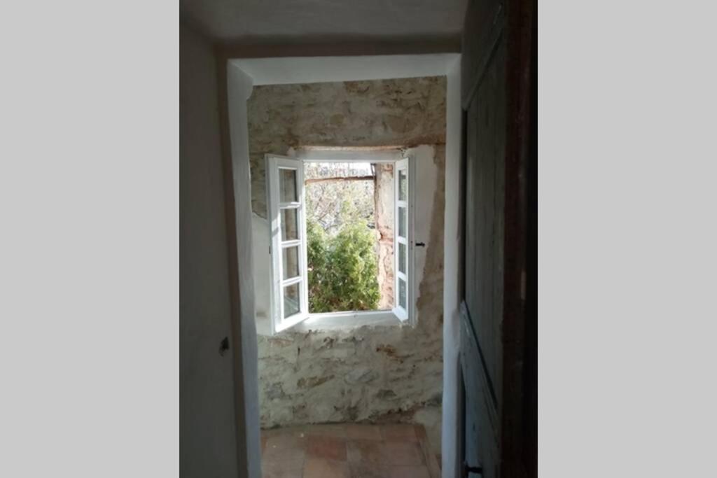 Bize-Minervois Character Filled House Overlooking The River Cesse מראה חיצוני תמונה